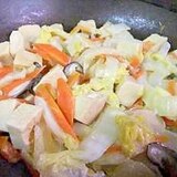 白菜と、高野豆腐入りの炒め物★　醤油マヨ味